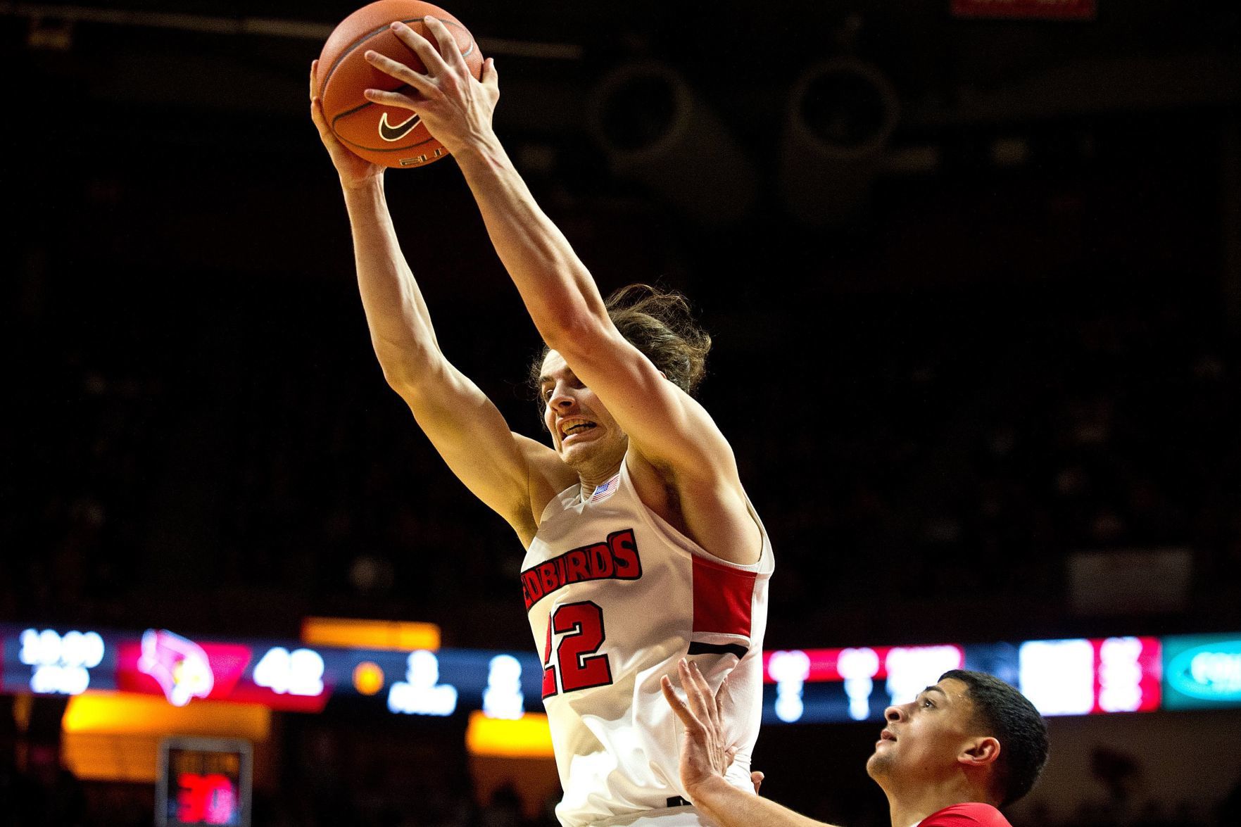 021719-blm-spt-4isuhoops